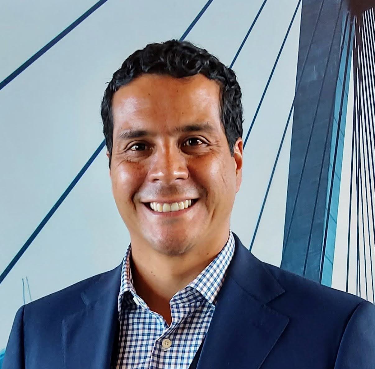 Dr Daniel P Barajas